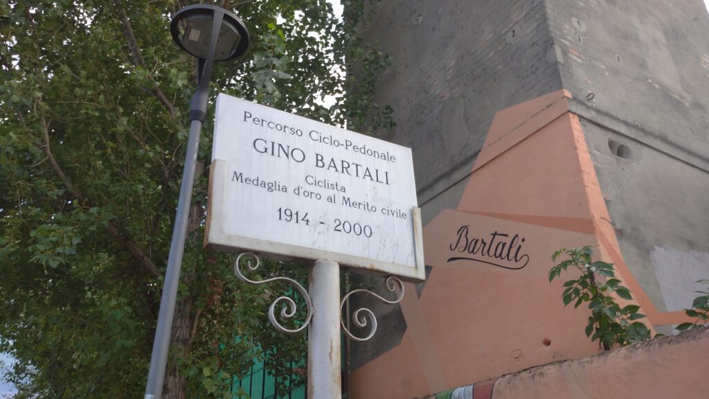 Verona. Murales su Gino Bartali deturpati da degrado e teppisti...ma il Comune cosa fa?